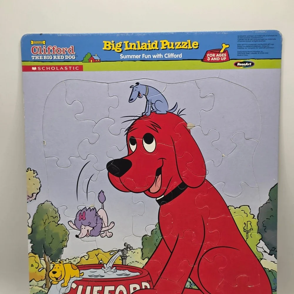 RoseArt Clifford Big Red Dog Inlaid Puzzle Kids Red Summer Fun Scholastic 2002